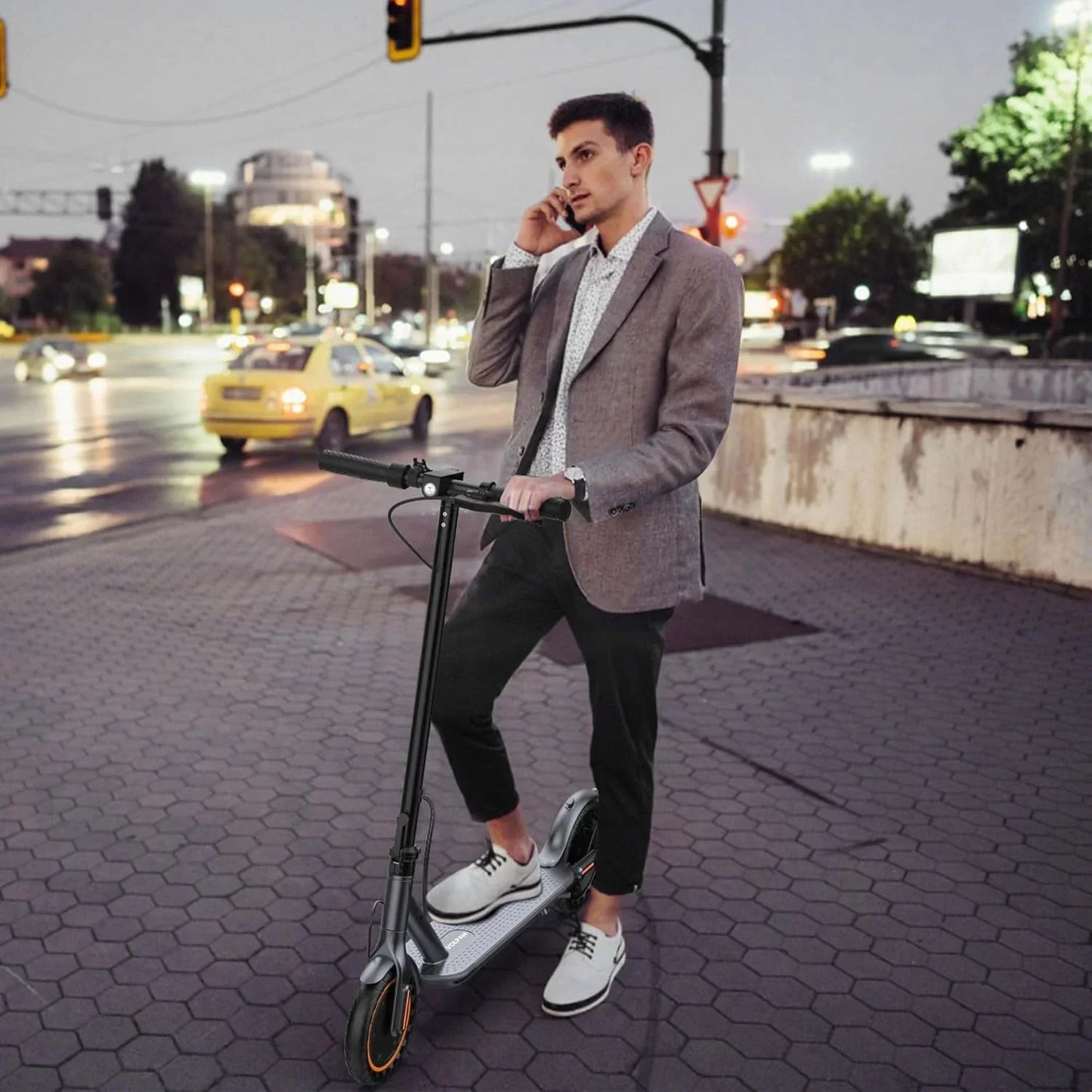 Electric Scooter 350W/500W Powerful Motor 8.5"/10" Solid Tires 19/22Mph 28/21/12 Miles Range